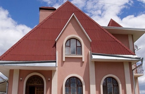 Крыша, покрытая еврошифером